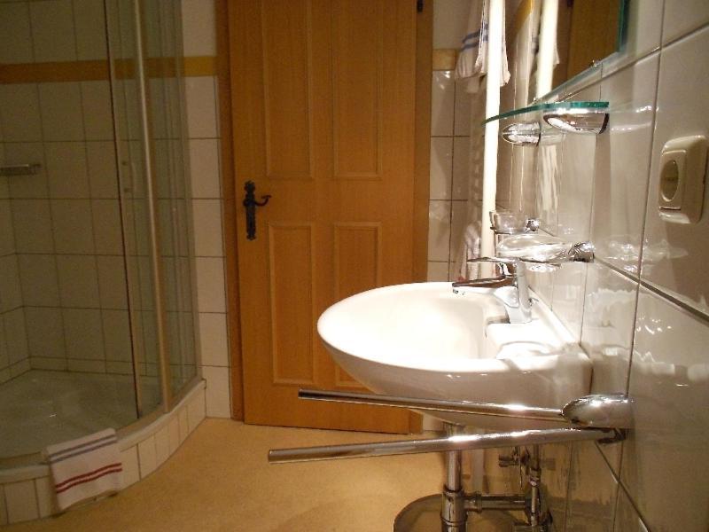 Ferienwohnung Trattenhaus Кримл Стая снимка